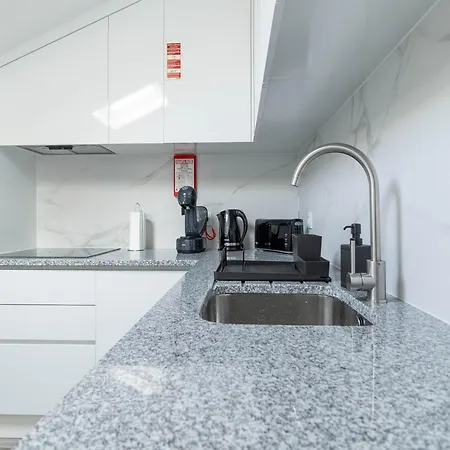Apartment Akicity Placid Seia